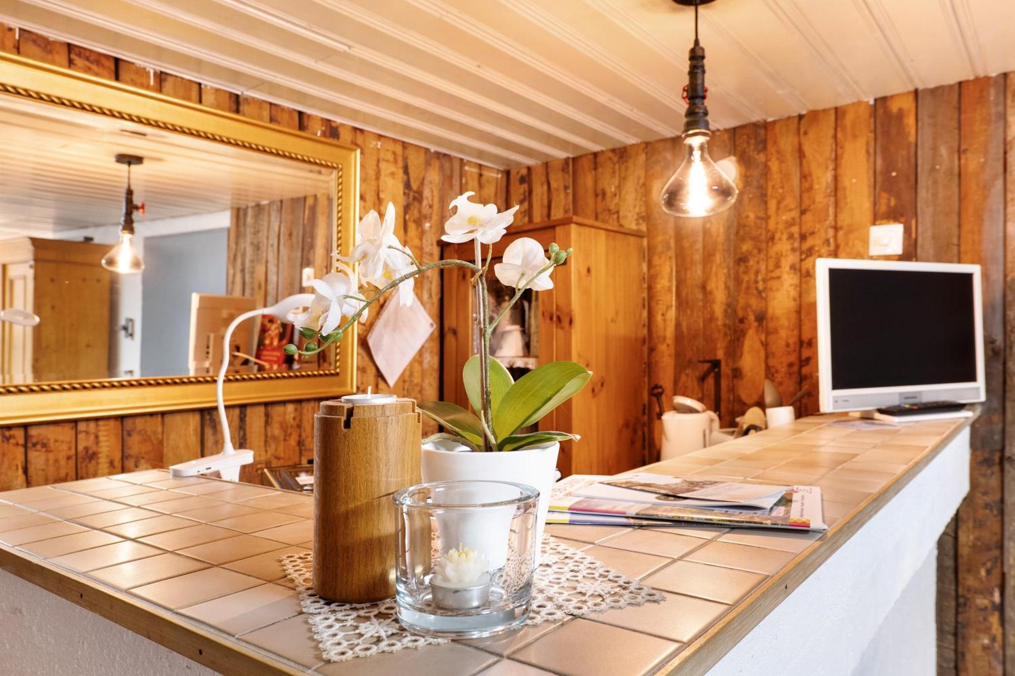 Bed and Breakfast Sleep And Go à Mundelsheim Extérieur photo